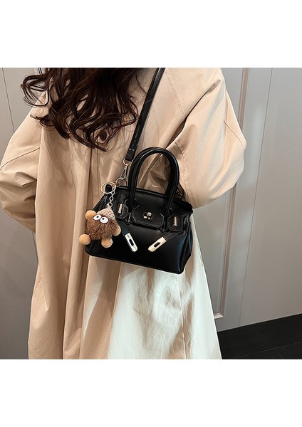 Kadın Yeni Moda Basit Niş Omuz Crossbody Çanta (Yurt Dışından) fırsatları