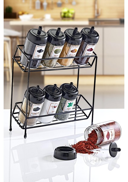Metal Standlı Scarlet 8'li Kendinden Kaşıklı Cam Baharatlık Seti 300 ml Etiket Hediyeli