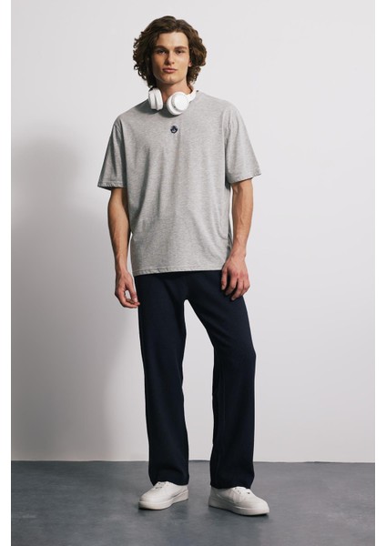 Mini Nakışlı Comfort Fit T-Shirt modelleri