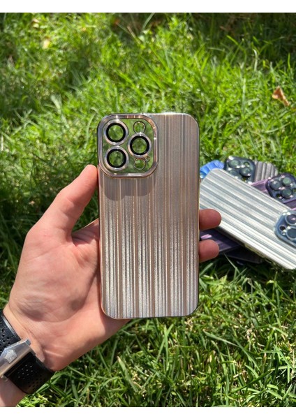 Iphone 11 Wave2 Hologram Görünümlü Telefon Kılıfı