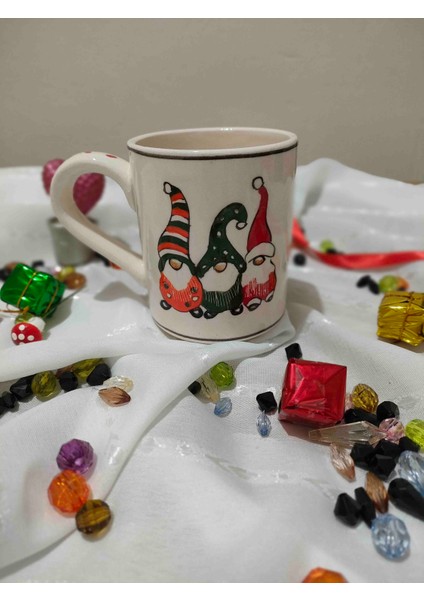 Cüceler Figürlü El Yapımı Seramik Büyük Boy Kupa