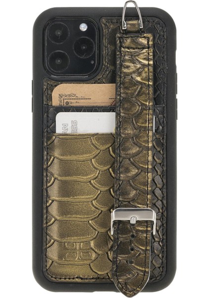 Apple iPhone 11 Serisi Bileklikli Deri Kartlıklı Arka Kapak - iPhone 11 Pro Max / Snake Koyu Yeşil