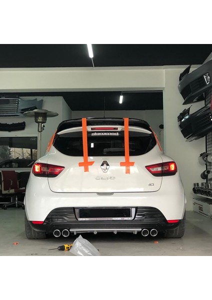 Renault Clio Mk4 Siyah Difüzör Çiftli Yuvarlak Egzoz Görünümlü D Tip Difizör 2012-2019