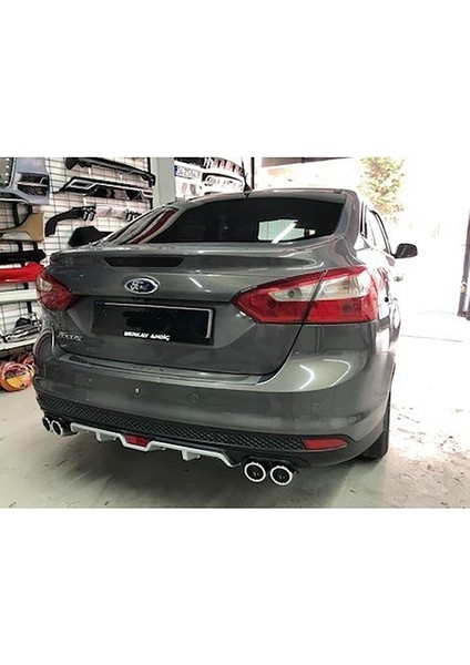 Ford Focus 3 Gri Difüzör 4 Krom Egzoz Görünümlü Difizör Arka Ek Body Kit 2012 - 2017