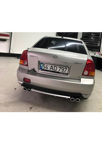 Hyundai Accent Admire Gri Difüzör Çiftli Kare Egzoz Görünümlü D Tip Difizör 2003 - 2006 fırsatları
