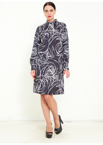 Kadın Dijital Desen Baskı Detaylı Kemerli Şal Yaka Şık Uzun Kolu Mini Elbise