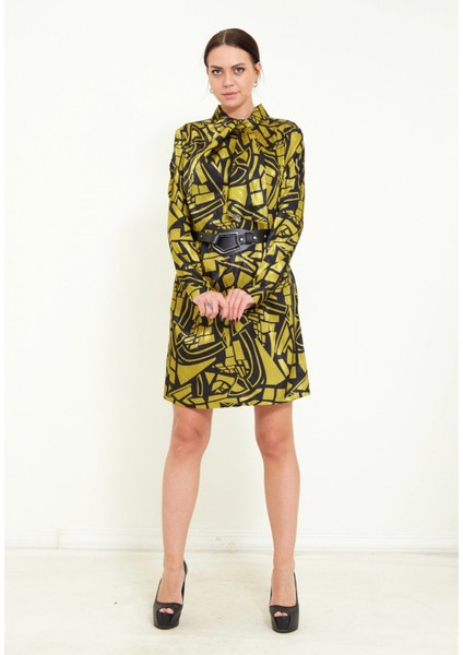 Kadın Dijital Desen Baskı Detaylı Kemerli Şal Yaka Şık Mini Elbise fiyatları