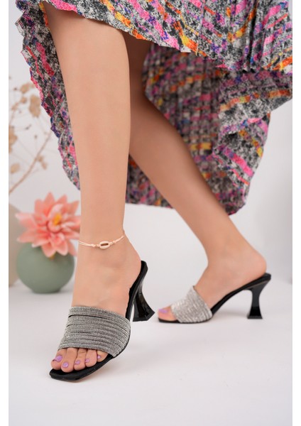 Siyah Kadın On Taşlı Saten Abiye Günlük Klasik Topukluterlik - Siyah - 39 fırsatları