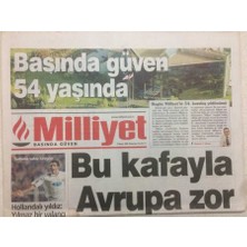Gökçe Koleksiyon Milliyet Gazetesi 3 Mayıs 2004 - Bu Kafayla Avrupa Zor    GZ51631