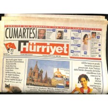 Gökçe Koleksiyon Hürriyet Gazetesi Cumartesi Eki 2 Aralık 2000 - On Yıl Arayla Moskova - Internet Rekorları  GZ120840
