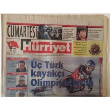 Gökçe Koleksiyon Hürriyet Gazetesi Cumartesi Eki 2 Şubat 2002 - Üç Türk Kayakçı Olimpiyatlarda   GZ22115