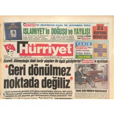 Gökçe Koleksiyon Hürriyet Gazetesi 9 Nisan 1990 - Andreas Papndreu, Ibrahim Tatlısesin Evi Yakıldı, Kartal Altayı Aştı    GZ126326