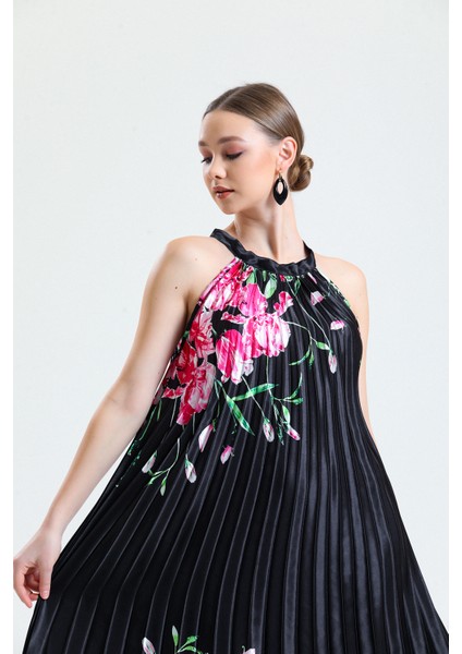 Piliseli Dijital Baskili Saten Elbise Elb34513 Siyah Çiçekli fiyatları