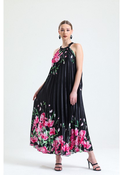 Piliseli Dijital Baskili Saten Elbise Elb34513 Siyah Çiçekli fırsatları