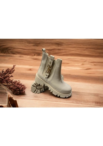 Kadın Postal Bot Zincir Detaylı - Krem - 39 fırsatları