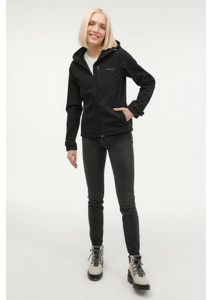 Kapüşonlu Softshell Siyah Kadın Mont 2W5CT20003PR fiyatları
