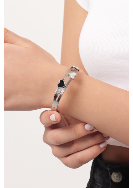 Paslanmaz Çelik Kalpli Bileklik Model1 fırsatları