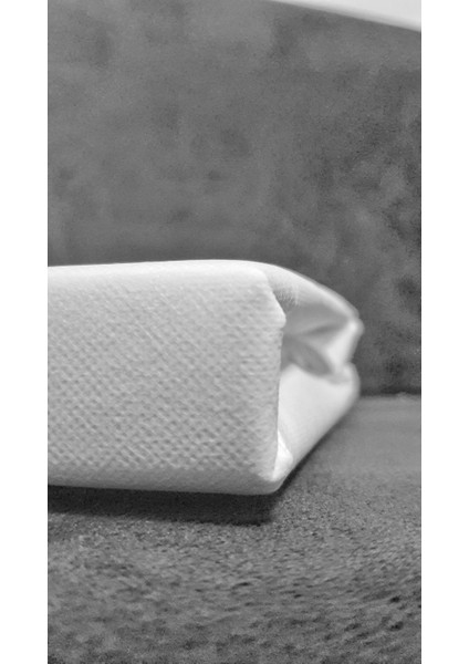 Dört Köşe Lastikli Sıvı Geçirmez Polyester Alez