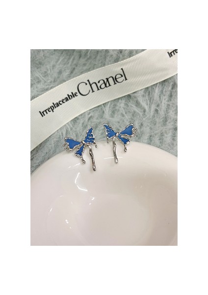 Mavi Kelebek Küpeler, Havadar Küpeler (Yurt Dışından)