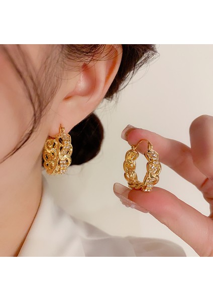 Fransız Mizaçlı Hafif Lüks Küpeler, Basit ve Çok Yönlü Küpeler (Yurt Dışından) modelleri