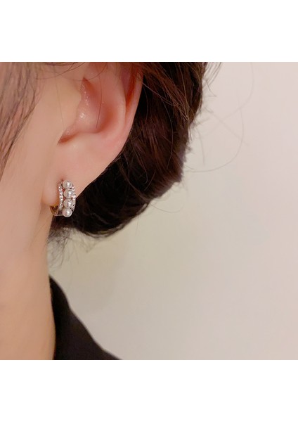 Çok Yönlü ve Hafif Inci Küpeler, Şık ve Sade Küpeler (Yurt Dışından) modelleri