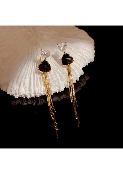 Narin Zirkonya Kalp Uzun Püskül Küpe, Kadın Moda Küpe (Yurt Dışından) fiyatları