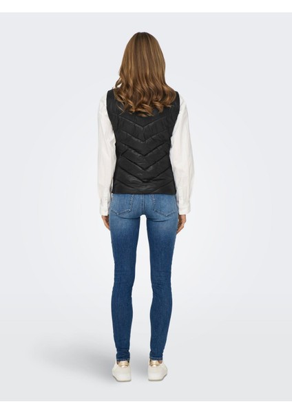 Kadın Desenli Siyah Renk Şişme Yelek 15311249 indirimleri