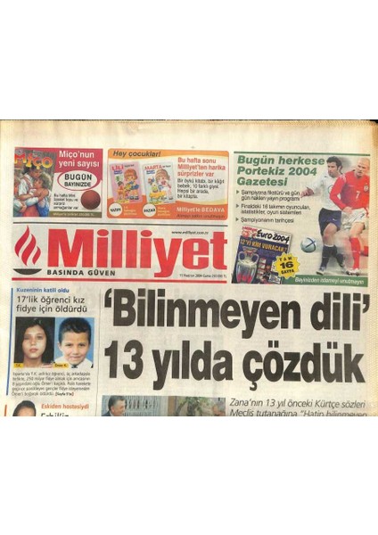 Milliyet Gazetesi 11 Haziran 2004 - Leyla Zana Özgürlüğünün Ikinci Gününde Çimenlerle Hasret Giderdi GZ97281