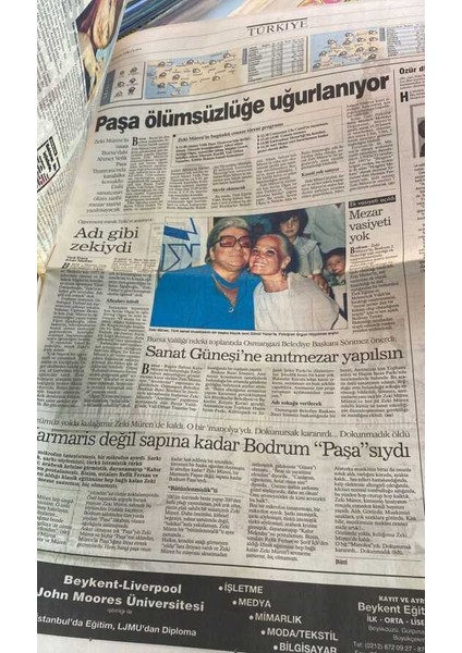 Yeni Yüzyıl Gazetesi 27 Eylül 1996 - Zeki Müren Ölümsüzlüğe Uğurlanıyor * Mezar Vasiyeti Yok GZ115380 fiyatları