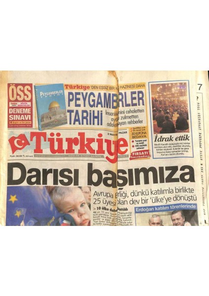 Türkiye Gazetesi 2 Mayıs 2004 - Prodi Kıbrısta Türkler Üzerine Düşeni Yaptı ve Üyeliği Haketti GZ109398