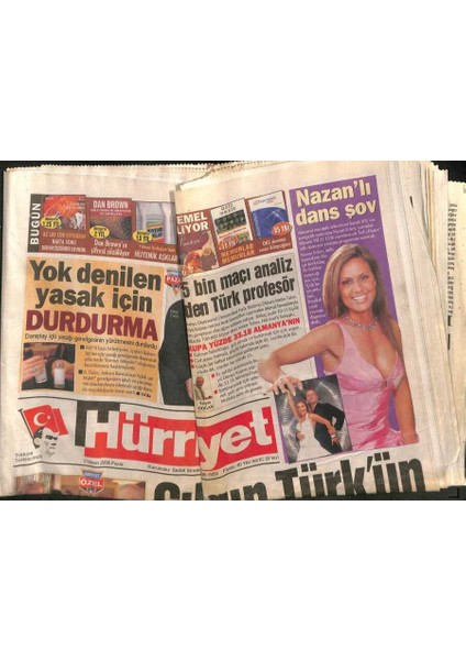 Hürriyet Gazetesi 2 Nisan 2006 - Lennon Anısına Istanbul Bestesi - Şu Çılgın Türkler Kitabının Son Rekoru GZ109447
