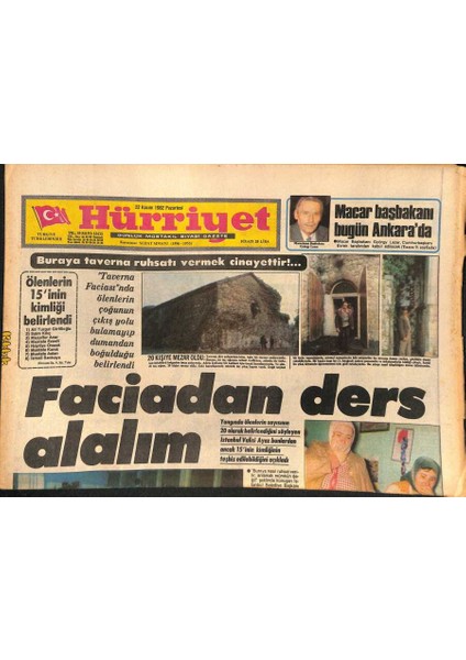 Hürriyet Gazetesi 22 Kasım 1982 - Vakfıkebirde Yayla Dönüşü Hayvanlara El Işi Maskeler Takmak Eski Bir Gelenek... GZ127857