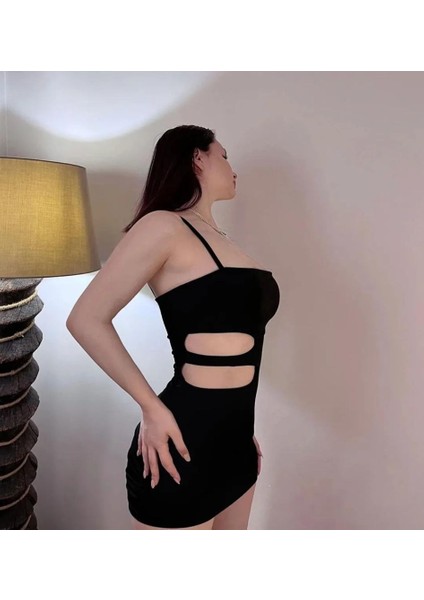Sandy Kumaş Beli Cut Out Detay Askılı Mini Elbise