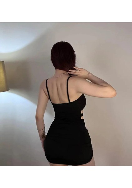 Sandy Kumaş Beli Cut Out Detay Askılı Mini Elbise