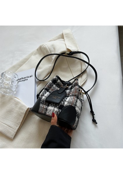 Crossbody Kova Omuz Çantası Yeni Damalı Işe Gidiş Çantası Kahverengi (Yurt Dışından)