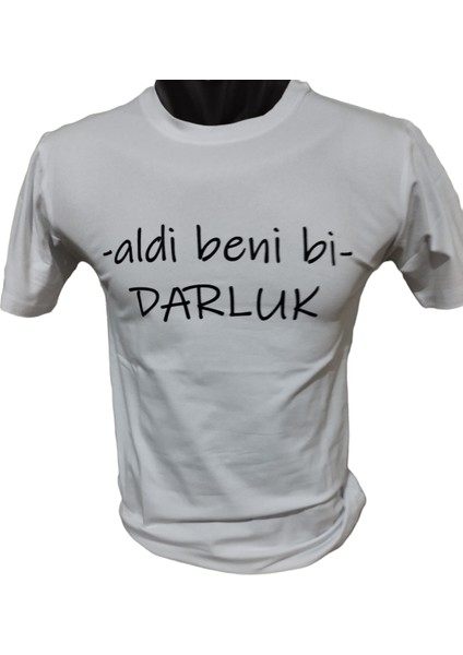 Aldi Beni Bi Darluk Baskılı Pamuklu Likralı T-Shirt (Siyah Yazılı Beyaz