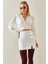 Beyaz Gül Detaylı & Yırtmaçlı Mini Etek 4KXK7-47876-01 5