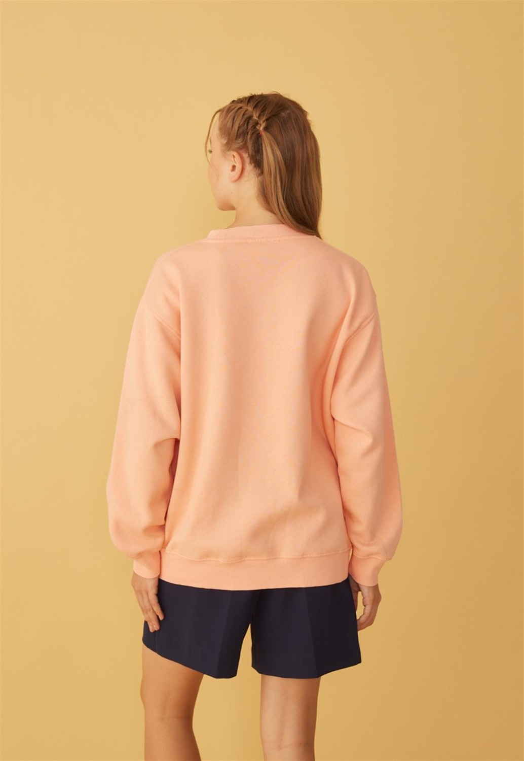 Tubia Kadın Somon Renk Oslo Baskılı Oversize Sweatshirt görsel 5