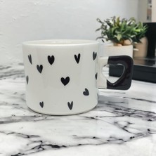 İki Seramik 2'li Siyah & Kırmızı Minimalist Kalp Baskılı Kupa / Mug Set