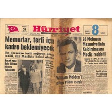 Gökçe Koleksiyon Hürriyet Gazetesi 31 Mayıs 1963 - William Holdeni Piton Yılanı Isırdı  GZ82274