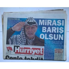 Gökçe Koleksiyon Hürriyet  Gazetesi 12 Kasım 2004  - Mirası Barış Olsun    GZ8596
