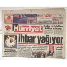 Gökçe Koleksiyon Hürriyet Gazetesi 26 Ekim 1996 - Brisa , Büyük Ödülü Demirele Veriyor    GZ8213
