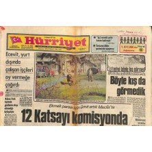 Gökçe Koleksiyon Hürriyet Gazetesi 15 Şubat 1977 - Ecevit , Yurt Dışında Çalışan Işçileri Oy Vermeğe Çağırdı  GZ116222