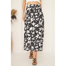 Darlin Moda Siyah Yaprak Desenli Yırtmaçlı Midi Etek DM2014