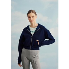 Tubia Kadın Lacivert Kapüşonlu Şardonlu Crop Sweatshirt