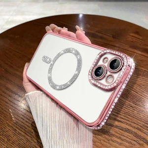 iPhone 15 Uyumlu Kılıf Parlak Taşlı Simli Magsafe Özellikli Kamera Korumalı Esnek Silikon