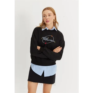 Kadın Siyah Nakış Baskılı Oversize Kısa Sweatshirt