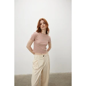 Kırmızı Ekru Çizgili Crop