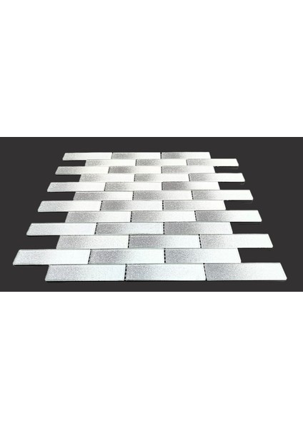 Mutfak Tezgah Arası Kristal Cam Mozaik. Cam ölçüsü: 23x98 mm. File ölçüsü: 30x30 cm. ( 1 Koli = 11 File Karo = 1 m2 Fiyatıdır )