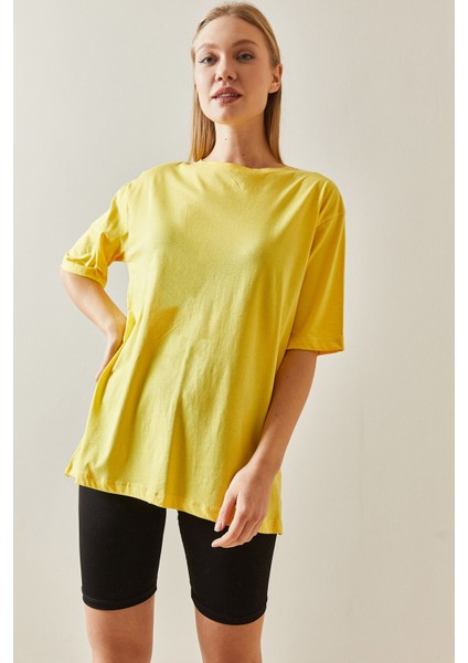 Sarı Bisiklet Yaka Basic Oversize T-Shirt 4KXK1-47895-10 fiyatları